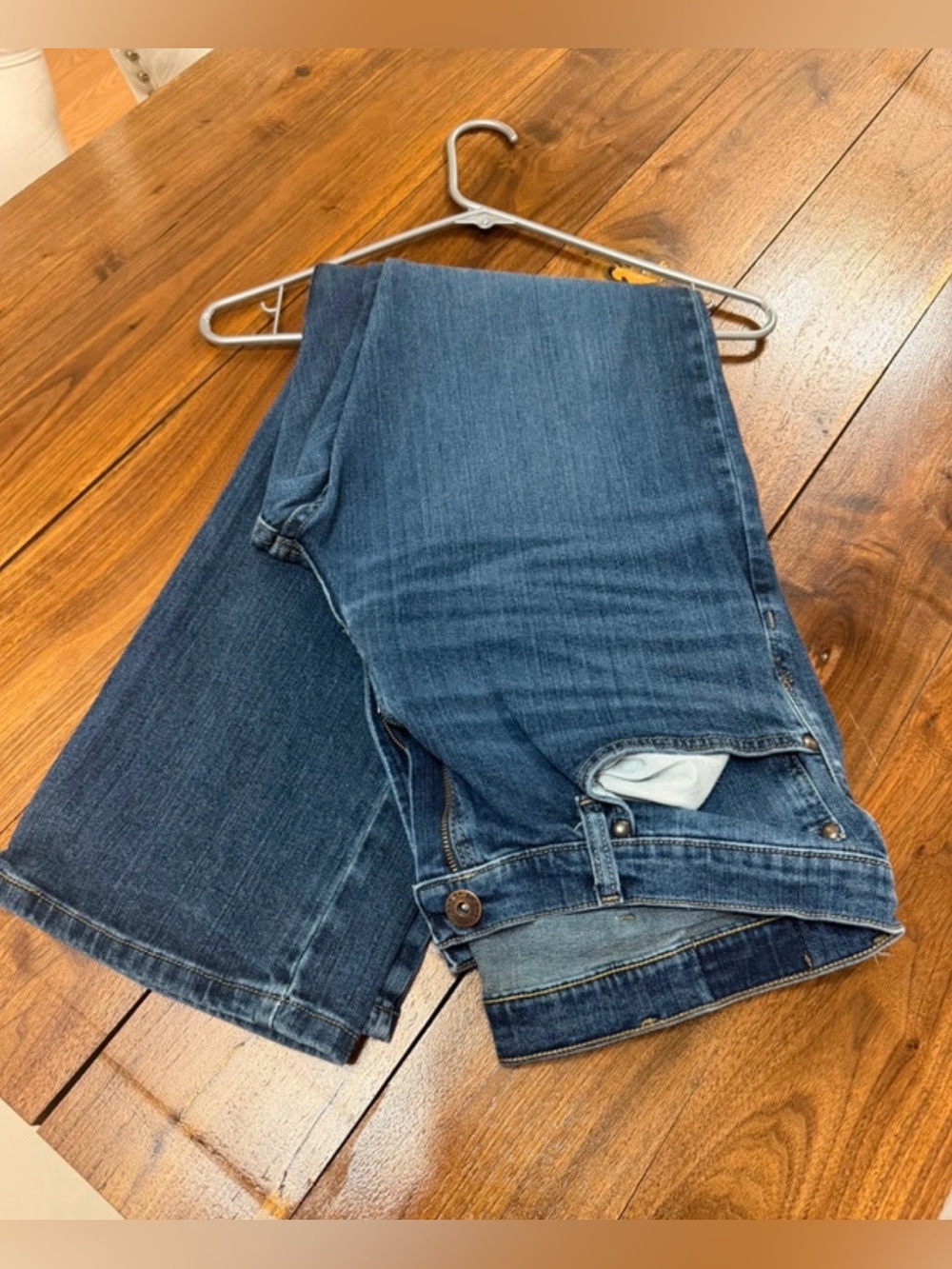 Wrangler 36x30 Men's Relaxed Blue Denim Jeans - GREAT Condition